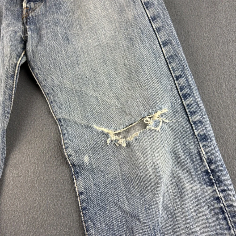 Levis 501 Jeans Men's 34x34 (Fits 32x32) Blue Button Fly Straight Leg Regular